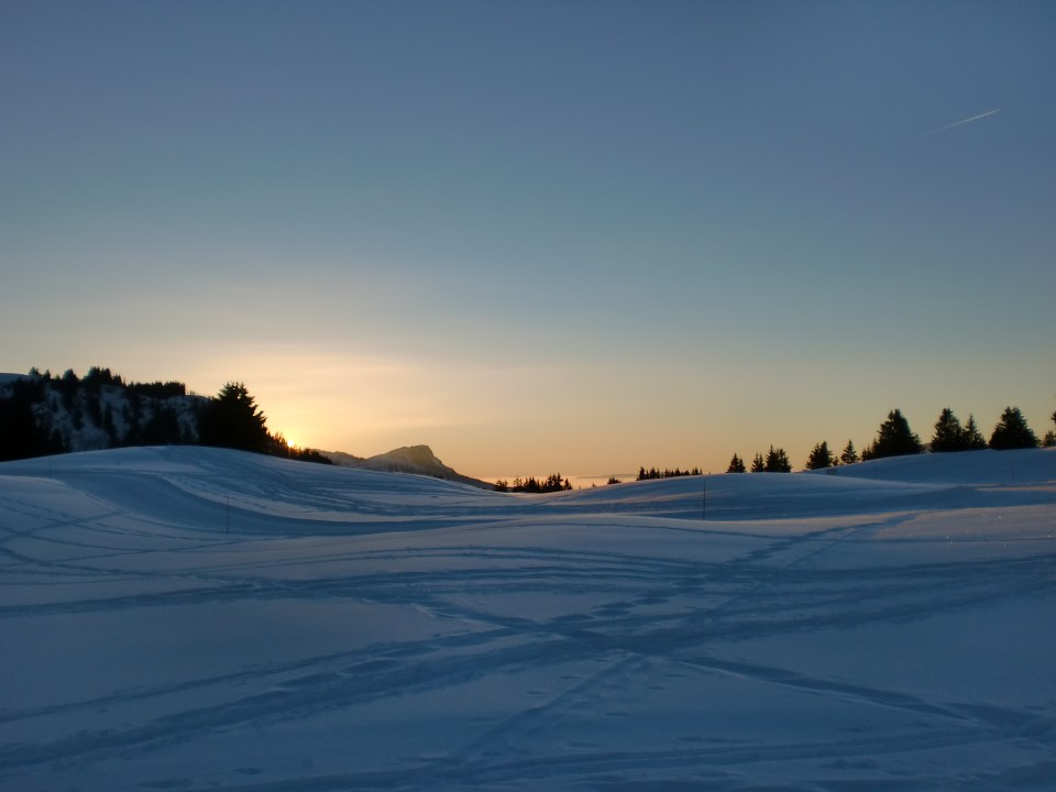 Couleur du soir sur le domaine nordique