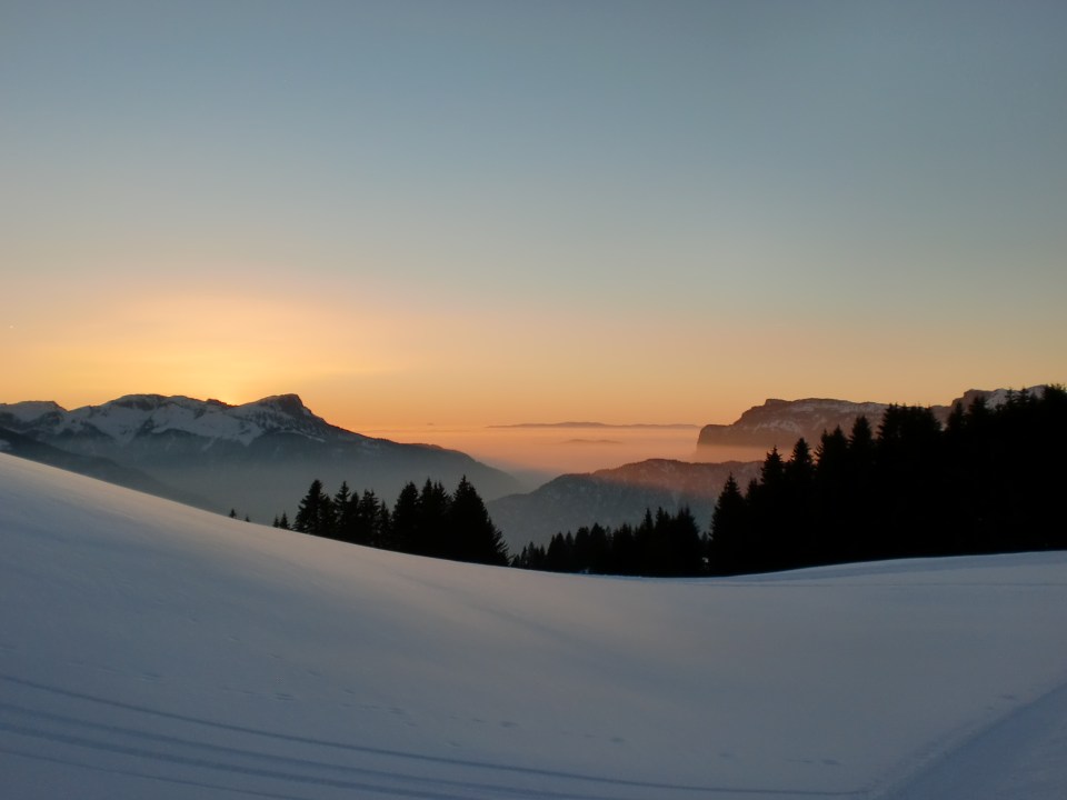 Couleur du soir sur le domaine nordique