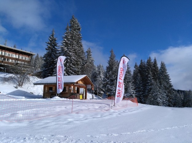 Le soleil arrive sur le plateau de Beauregard