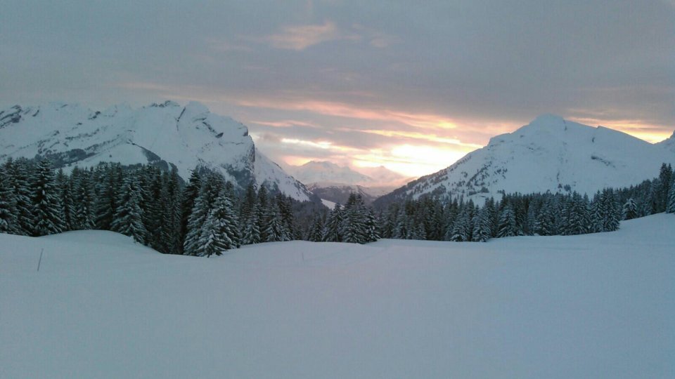 Le col des Aravis vue du domaine de ski de fond de Beauregard.